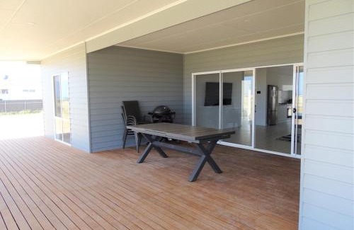 Port Victoria House | Henri's Place