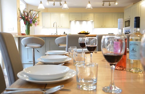 Beccles Cottage | HENSTEAD HALL, pet friendly, with a garden in Beccles