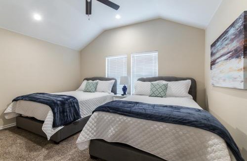 Cedar Crest House | Herdon Park Hideaway