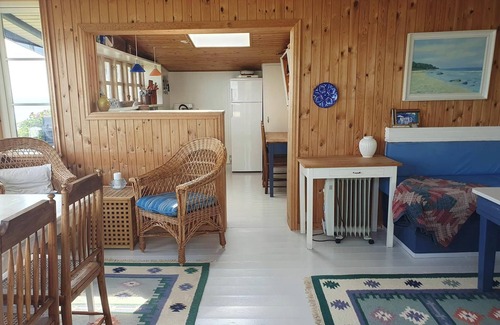 Norddjurs Municipality House | Here you live almost "on the beach" in a uniquely situated family holiday home.