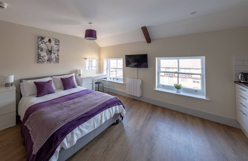 Hereford Apartment | HEREFORD CITY CENTRE – Apartment 10: Modern 1-Bed in City Centre, Sleeps 2