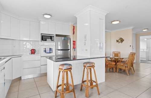 Tuncurry Apartment | Heritage 102 - Central Tuncurry Location!