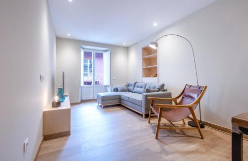 Puigcerda Apartment | HERITAGE APARTMENTS CERDANYA al carrer Major i parking