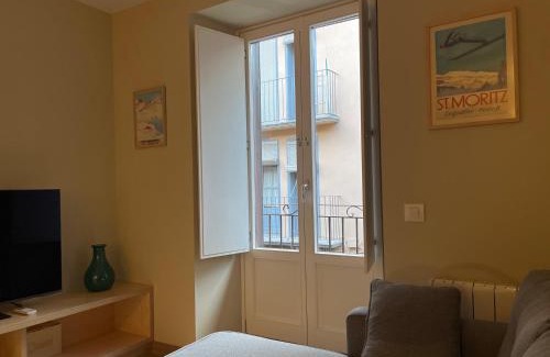Puigcerda Apartment | HERITAGE APARTMENTS CERDANYA al carrer Major i parking
