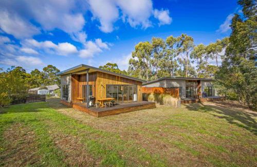 Lymington Apartment | Herlihys On Huon - Cabin 1