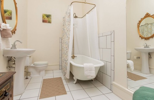 Micanopy Bed & Breakfast | Herlong Mansion Bed & Breakfast