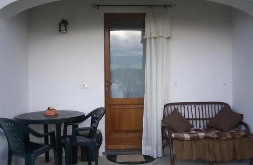 Gallicano Apartment | Hermitage Holidays