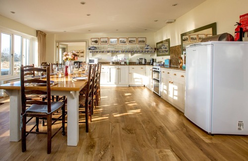 Thorpeness Apartment | Hermitage - sleeps 12 guests in 7 bedrooms