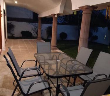 Cuernavaca House | HERMOSA CASA EN CUERNAVACA: JARDÍN DEL LAGO