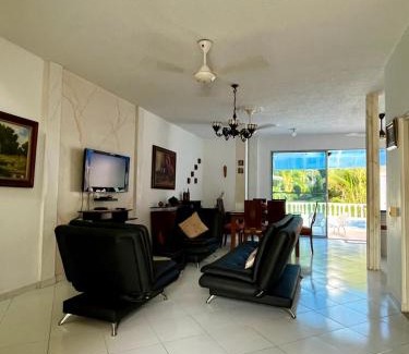 Melgar House | Hermosa Casa Quinta Vacacional
