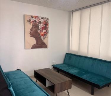 San Jose de Cucuta House | Hermosa habitación a una cuadra del Ventura Plaza 3