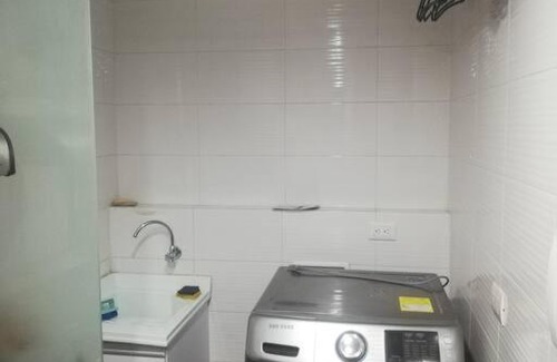 Fontibon Apartment | Hermosa habitación privada en conjunto residencial cerca al Aeropuerto y terminal de Bogotá, zonas comunes se comparten con 1 persona