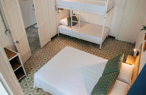 La Candelaria Hotel | Hermosa Habitacion Estandar Cuadruple En El Sector De La Candelaria