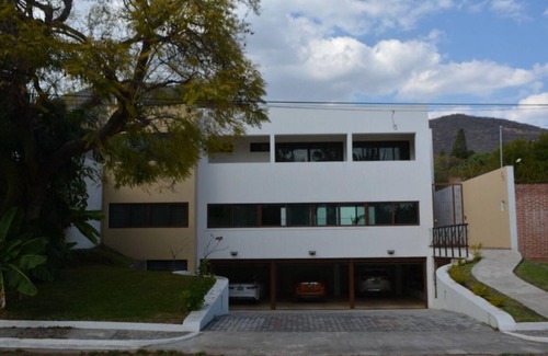Ajijic House | hermosa residencia en ajijic con vista al lago