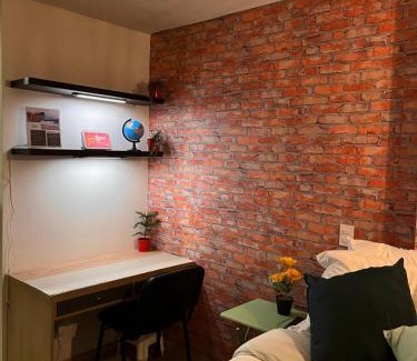 Chapinero Apartment | Hermoso apartamento con vista a la montaña en pleno centro de Chapinero