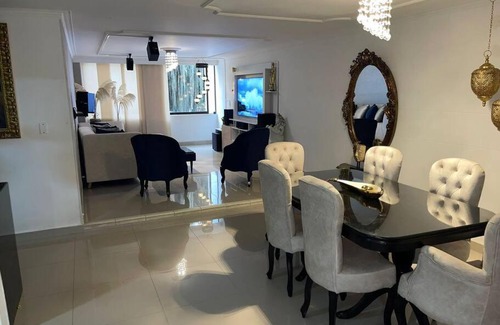 El Poblado Apartment | Hermoso apartamento en el barrio el poblado de medellin, exclusivo y elegante