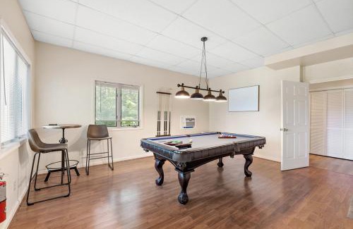 Wilkesboro House | Heron Hideaway
