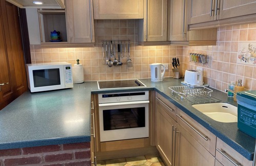 Alcester Apartment | Heron View Riverside Retreat in Peaceful Rural Hamlet near Roman Town, Alcester