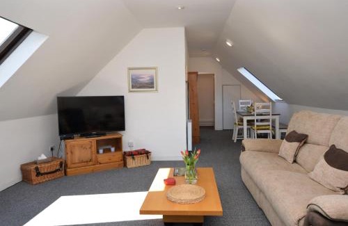 Kilmun House | Heronlea Cottage