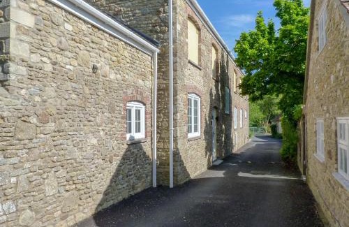 Frome House | Herons Weir