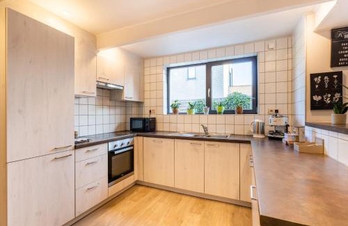 Herselt House | Herselt Garden Shed Retreat, cleaning included