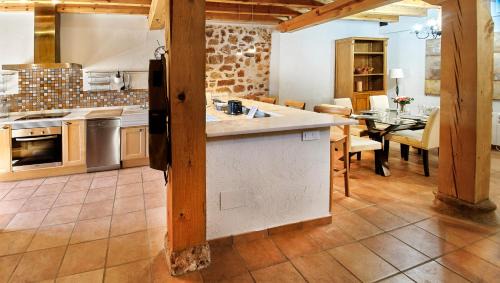 Ayllon House | HESTIA VuT
