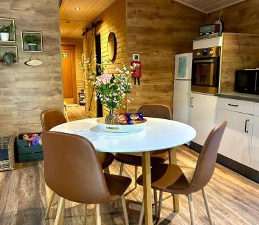 Lanaken Ski Chalet | Het Zenhuisje