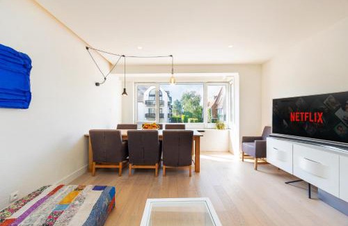 Het Zoute Apartment | Het Zoute Zand - Parkeerplaats - Wifi - Comfort - Uitzonderlijke Locatie - Ideaal voor Stellen en Gezinnen