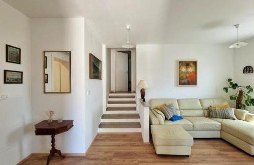 Koper Apartment | Hiša Rožmarin
