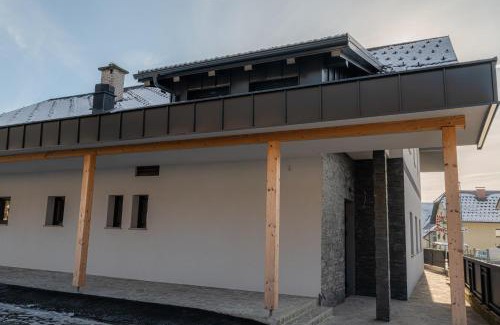 Grad Apartment | Hiša S'TJE Krvavec Ski Resort