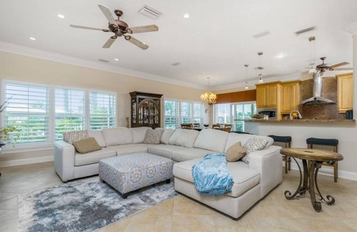 Punta Gorda House | Hibiscus |Waterfront|Heated Pool-Dock-Bikes-Kayaks
