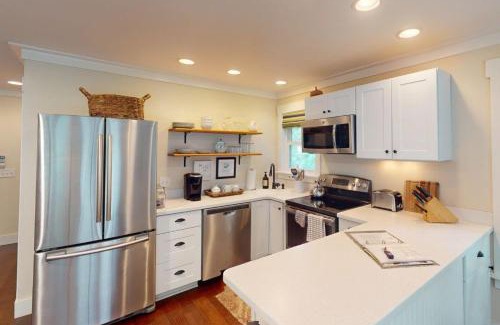 Olde Town Hotel | Hickory Trace Carriage Studio