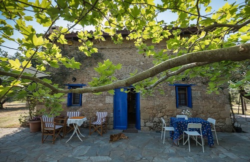 Katakolo Cottage | Hidden cottage, private beach access and sea view