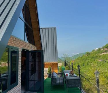 Yomra Resort | Hidden Garden Bungalow