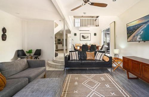Mooloolaba House | Hidden Gem 200m to Mooloolaba Beach