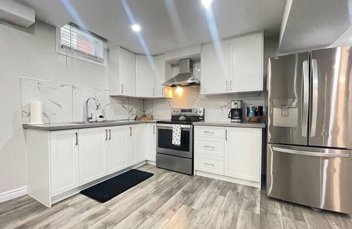Brampton Apartment | Hidden Gem