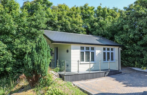 Lettermacaward Cottage | HIDDEN GEM CABIN, with a garden in Lettermacaward, County Donegal