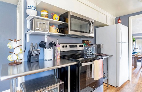 Downtown House | Hidden gem in vibrant downtown Redmond mins/from Microsoft Marymoor,Woodinville