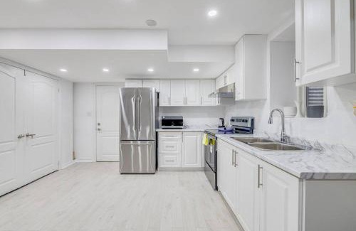 Halton Regional Municipality Apartment | Hidden Gem: Spacious Basement