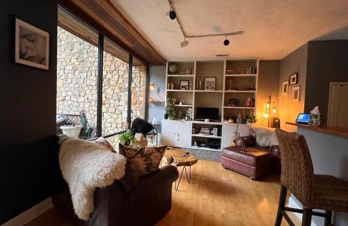 Downtown Apartment | Hidden Gem