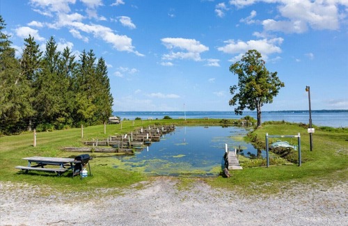 Durhamville House | Hidden Harbor Marina, The Entire Property (Sleeps 16) - Oneida Lake's Premier Fishing Getaway