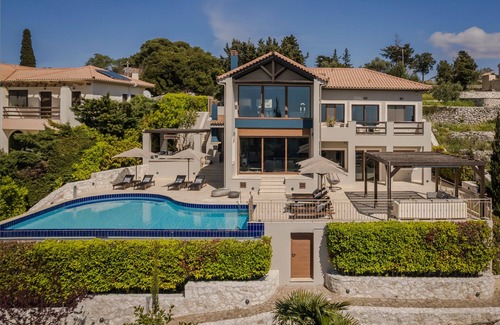 Antipata Villa | Hidden Luxury Gem Of Kefalonia - Villa Karmaniolos
