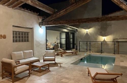 Azille Villa | Hidden Oasis - Maison de caractère avec piscine