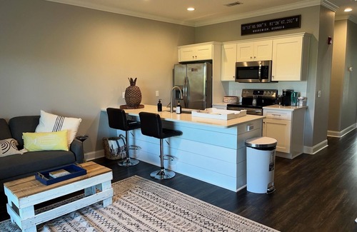 Country Club Estates Condo | Hidden Paradise