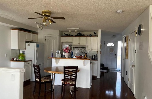Hidden Valley House | hidden valley new basement suite with private bathroom!