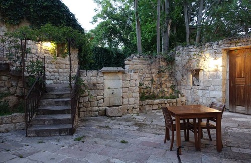 Urgup House | Hideaway Cave House with Garden