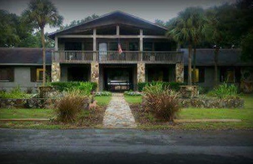 Citra Apartment | "HIDEOUT" 2-bedroom Downstairs Apartment In Gated Horse Farm