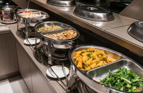 East District Hotel | High Cloud Motel