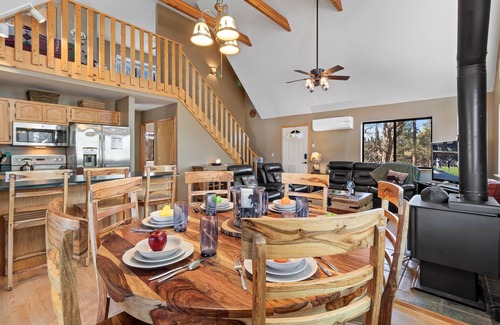Heber Cabin | High Country Escape | Forest Border Fenced Yard