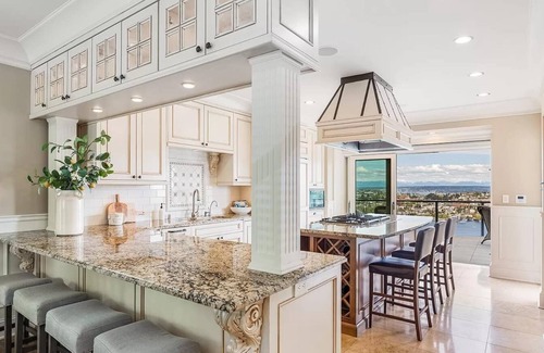 East Queen Anne House | High-End City Home w/ A L L the amenities!